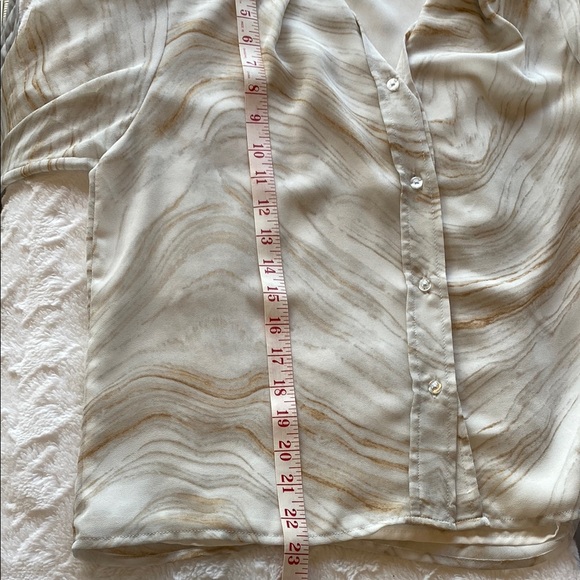 Calvin Klein Cream and White Button Down Blouse with Mandarin Collar top Size M - Picture 4 of 7